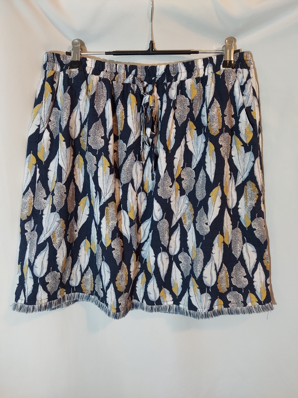Skies Are Blue Cressida Feather Print Fringe Mini Skirt Navy Size L